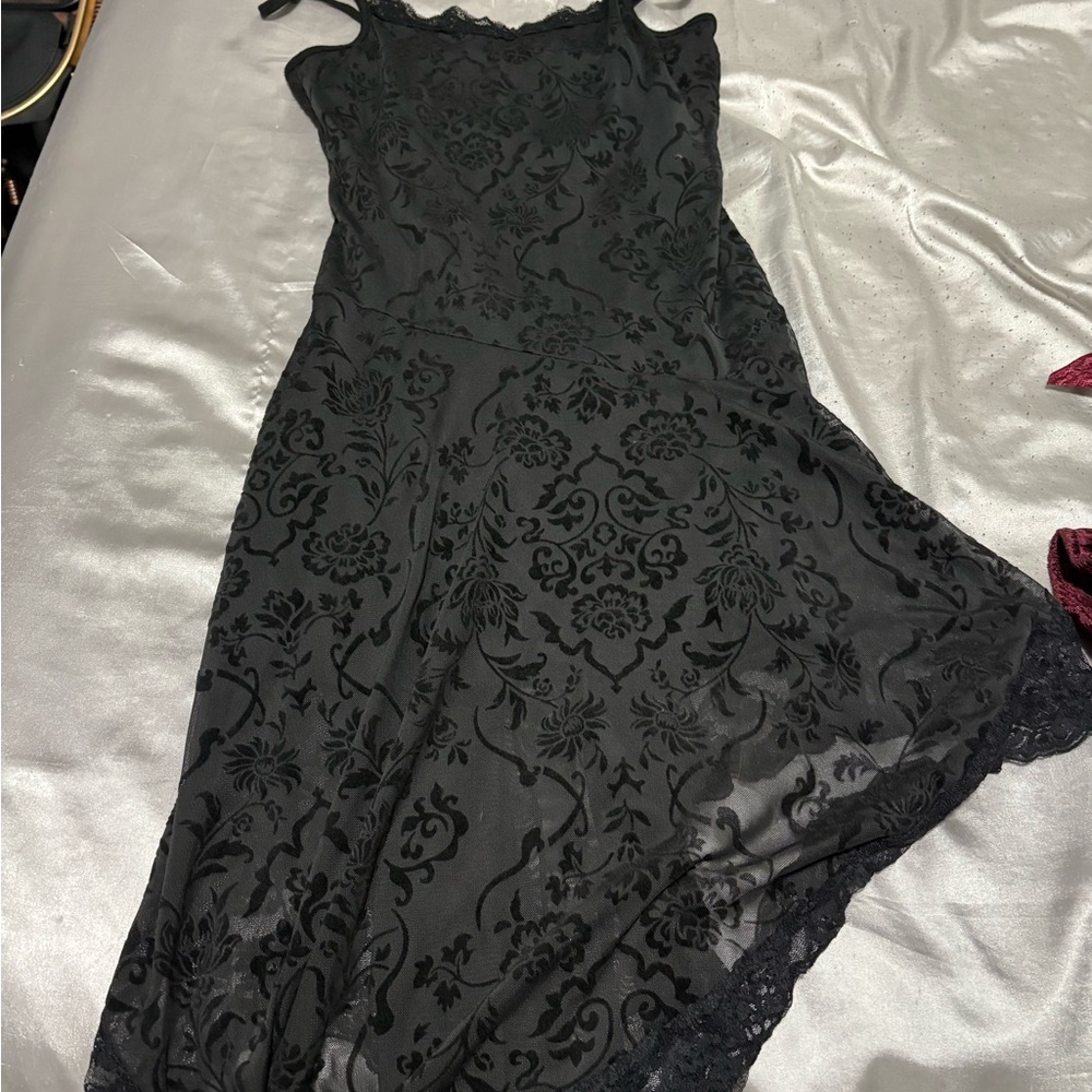 🖤2/$10🖤Black Lace-Detail Slip Dress